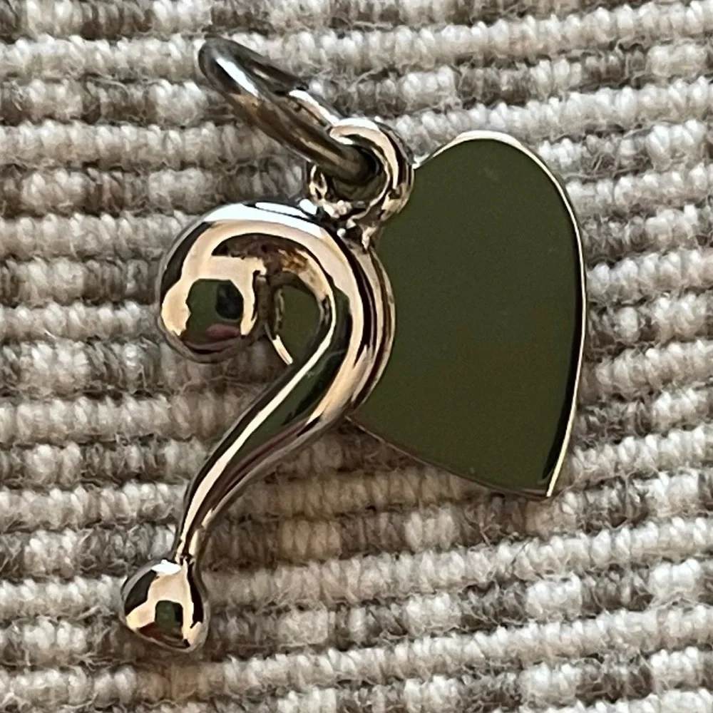 🤍❔Charm - Picture 2 of 6